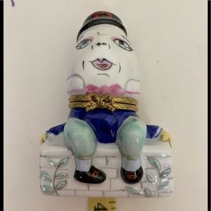Humpty Dumpty Vintage Limoges China Trinket Box